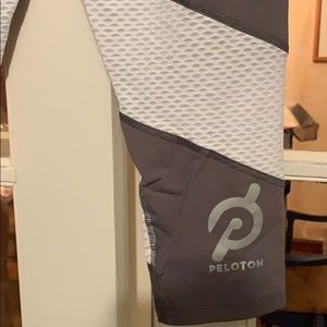 Peloton leggings, size medium